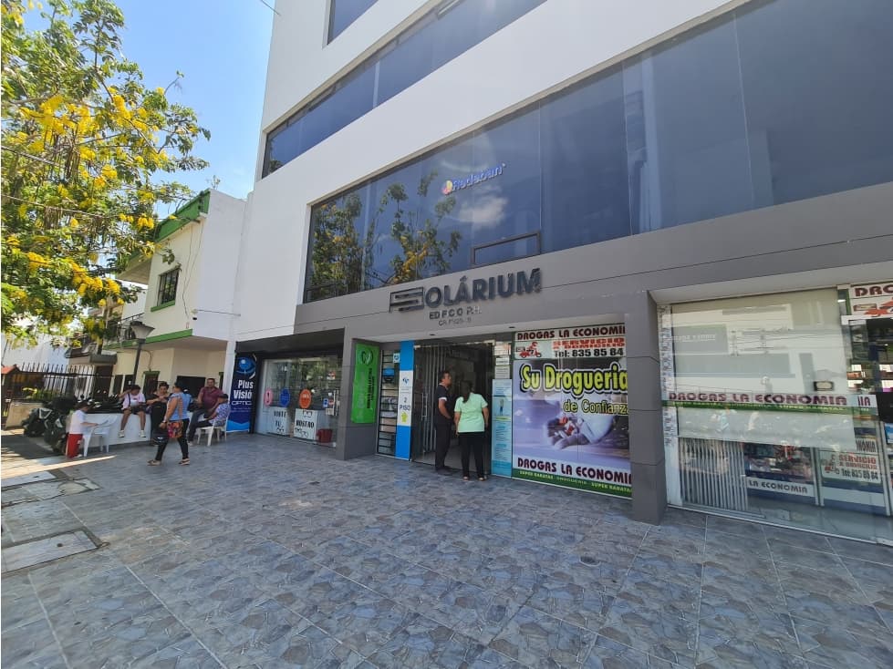 SE ARRIENDA LOCAL EN EL BARRIO GRANADA - 1