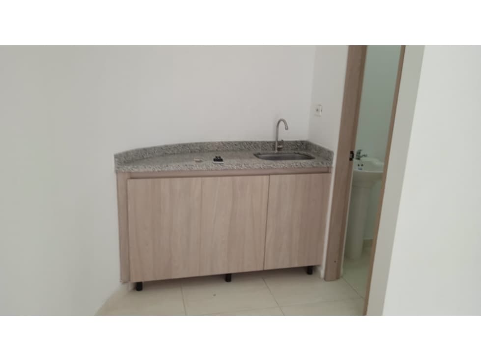 RENTA LOCAL UBICADO EN EL CENTRO DE PEREIRA - 1