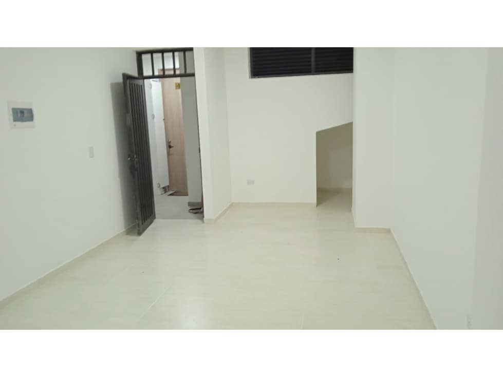 RENTA BODEDA O STORE UBICADO EN EL CENTRO DE PEREIRA - 1