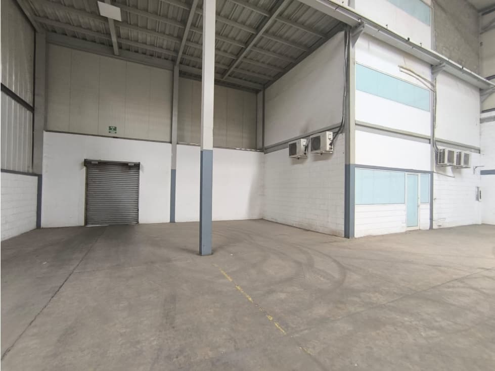 ARRIENDO BODEGA EN PARQUE INDUSTRIAL GALAPA * - 1