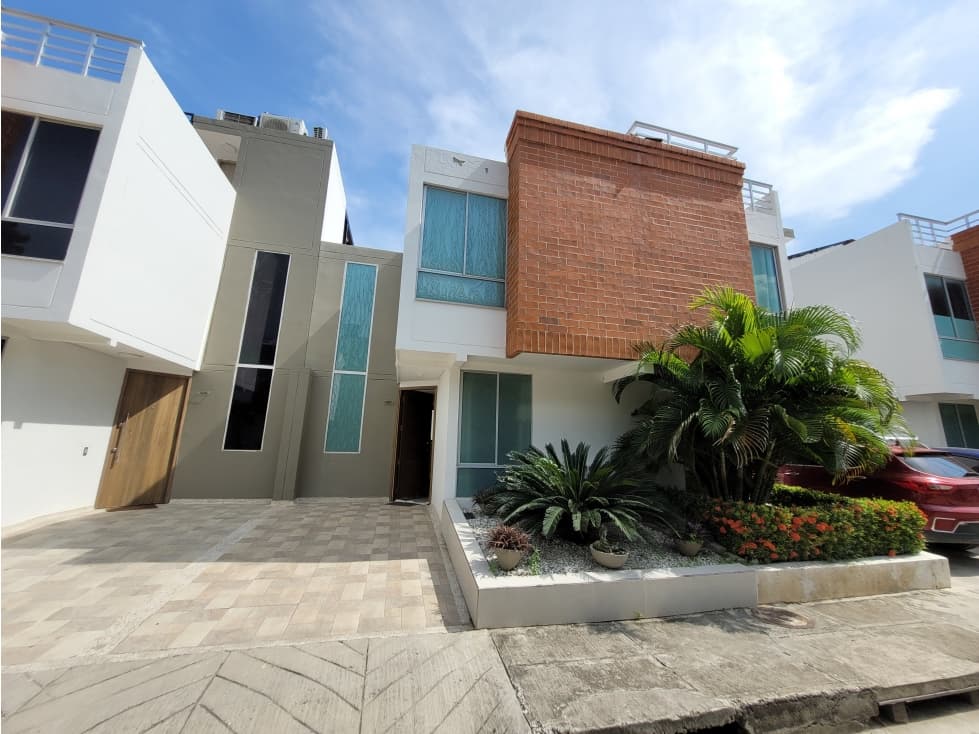 CASA AMOBLADA EN ARRIENDO - SANTA MARTA - 1