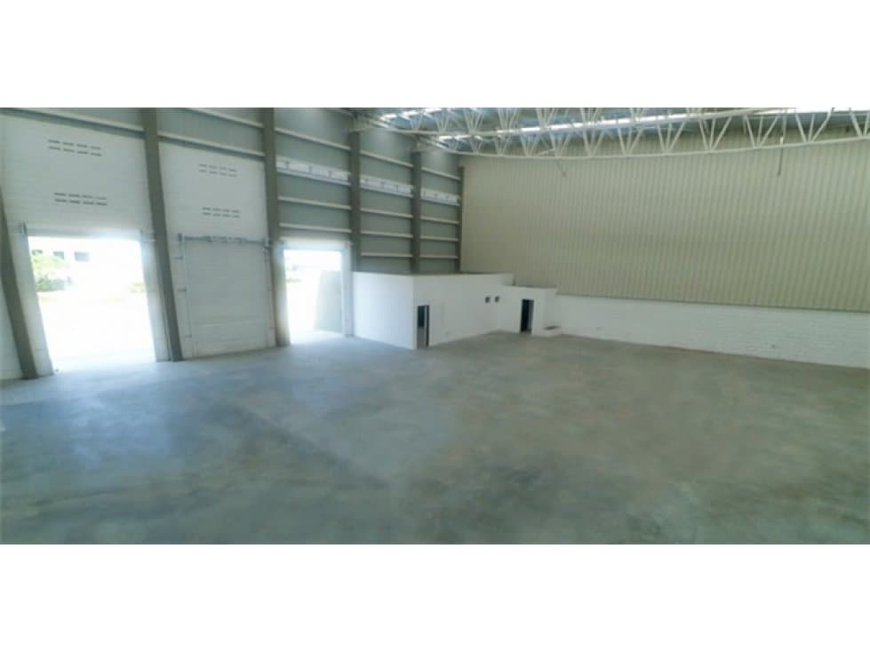 BODEGA EN PARQUE INDUSTRIAL EN SANTA MARTA - 1