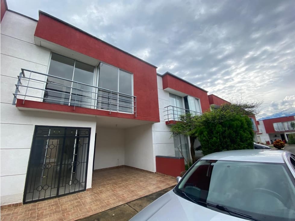 ALQUILO CASA CONJUNTO MADEIRA JAMUNDI - 1