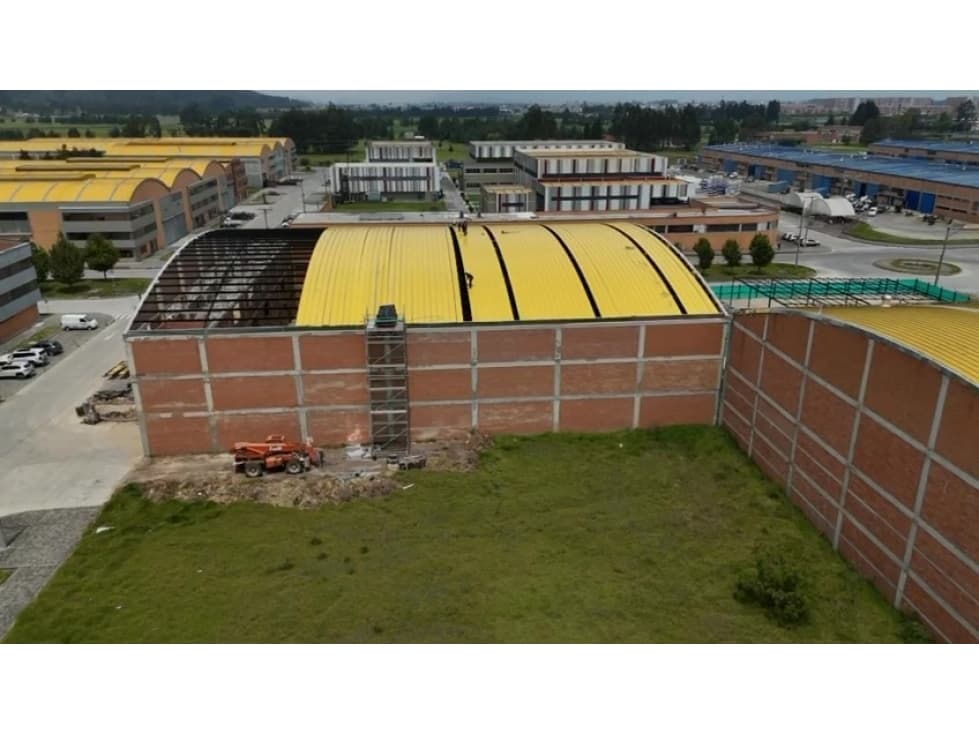 Bodega en Venta o Arriendo - 2819 m2 en Parque Industrial-Mosquera - 1