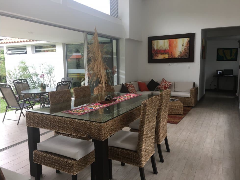 SE VENDE CASA CAMPESTRE CERCA AL CAIMO - 1