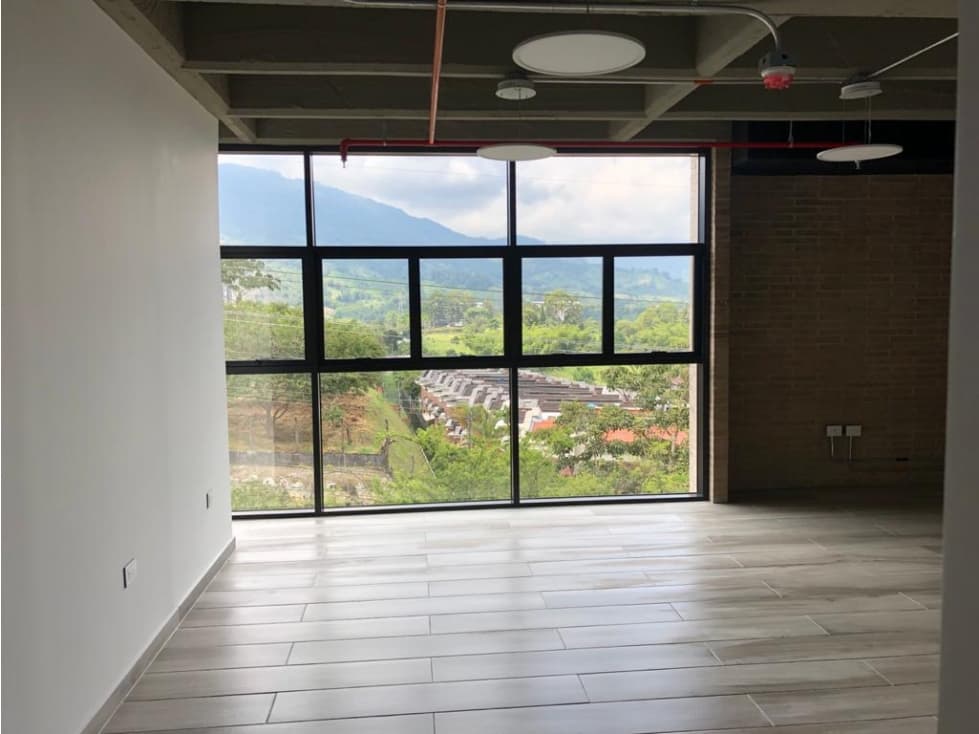 SE ARRIENDA OFICINA AL NORTE DE ARMENIA - 1