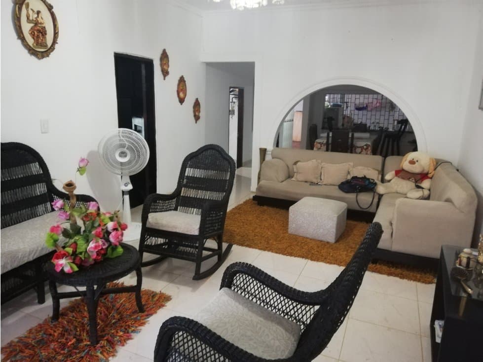 VENTA DE CASA ECONOMICA EN LORICA - 1