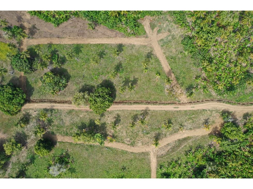 VENTA DE LOTE CAMPESTRE EN MOÑITOS FRENTE AL MAR - 1