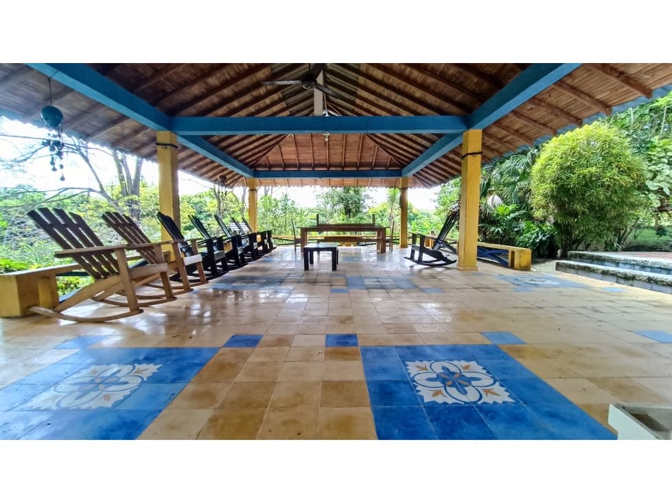 VENTA DE CABAÑA EN SAN BERNARDO DEL VIENTO CERCA AL MAR - 1