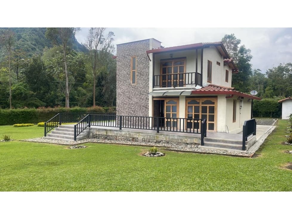 VENTA ELEGANTE CHALET UNIDAD CERRADA SALENTO QUINDIO - 1