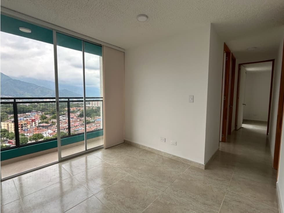 Arriendo apartamento 3 habitaciones avenida mirolindo - 1