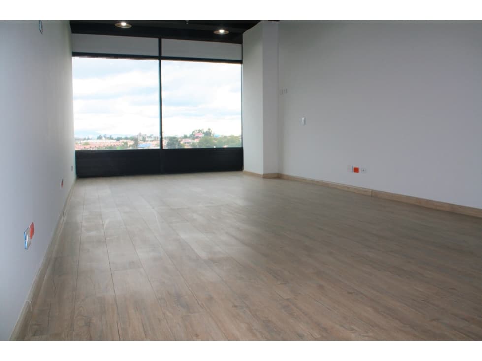 ARRIENDO AMPLIA OFICINA 315 - MUNICIPIO DE CAJICA - 1