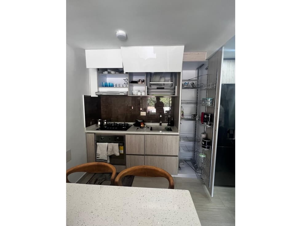 VENDO APARTAMENTO PISO 12 EN CALAMBEO - 1