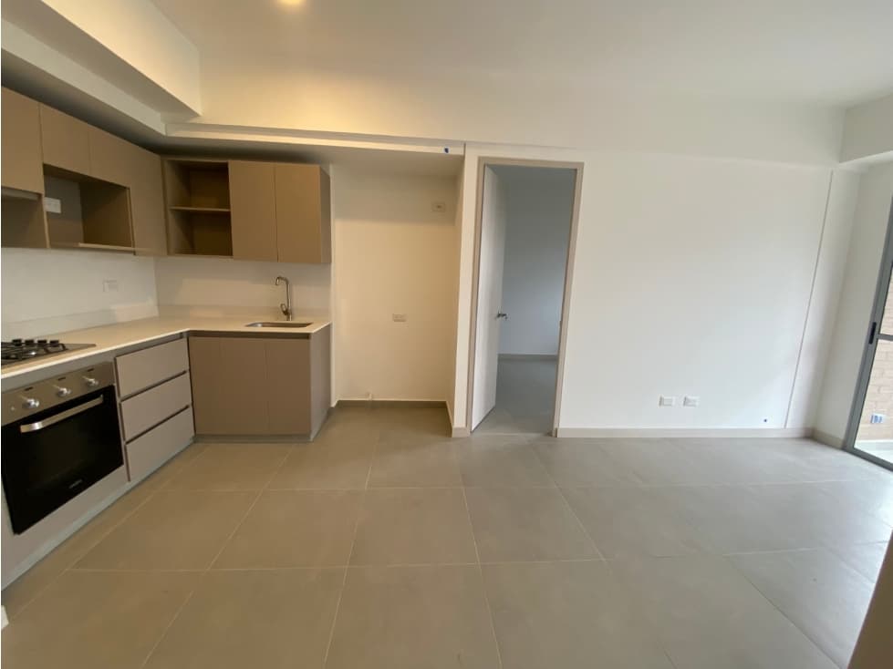 APARTAMENTO EN ARRIENDO PARA ESTRENAR EN ENVIGADO - 1