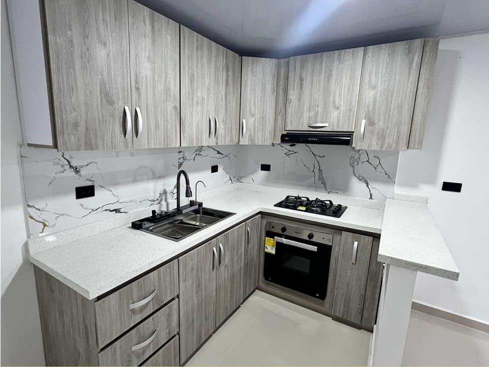 Apartamento en Venta en Los Olivos, para Estrenar, Santa Marta - 1