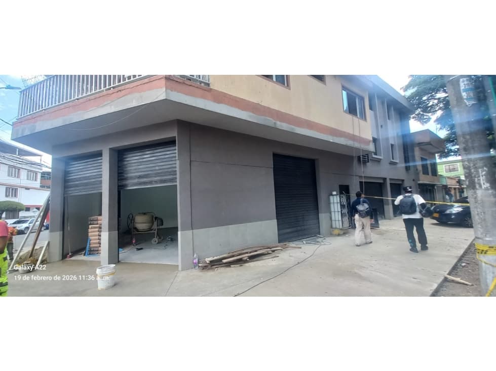 ALQUILAMOS EXCELENTE/ LOCAL COMERCIAL . - 1