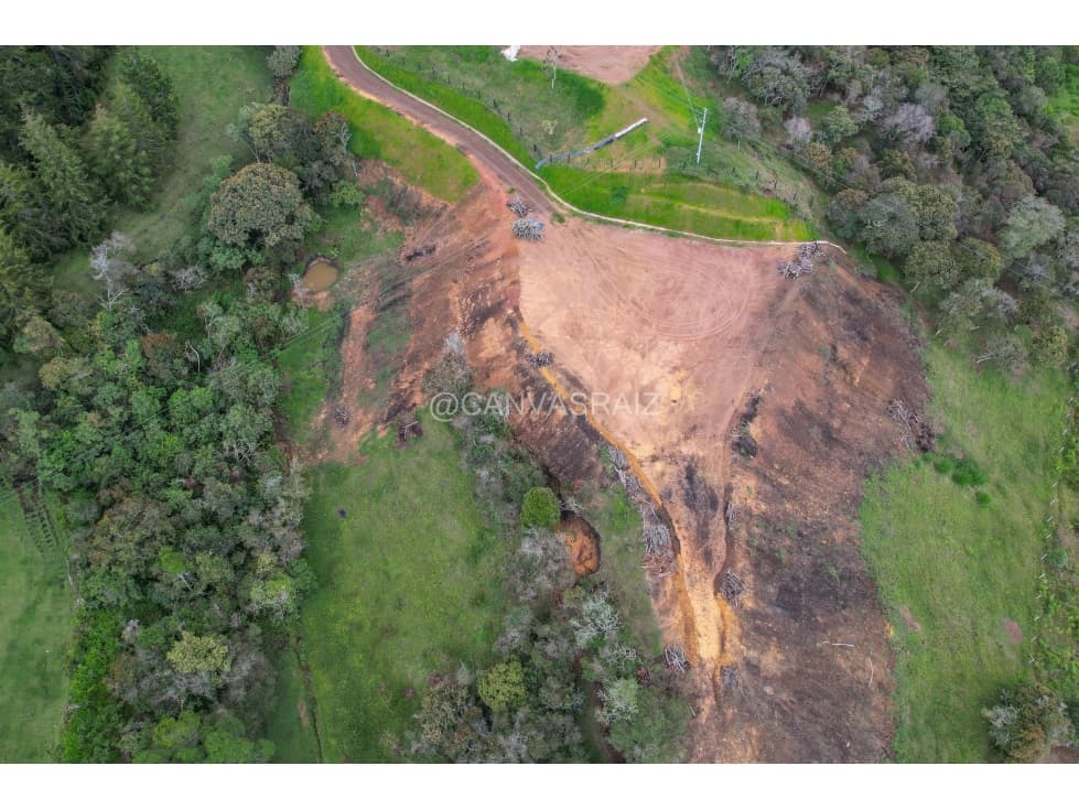 LOTE INDEPENDIENTE SECTOR AEROPUERTO - 1