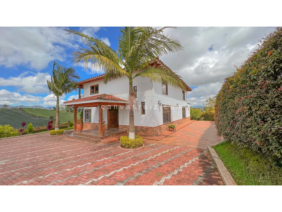 Finca Independiente Sector Cristo Rey - 1