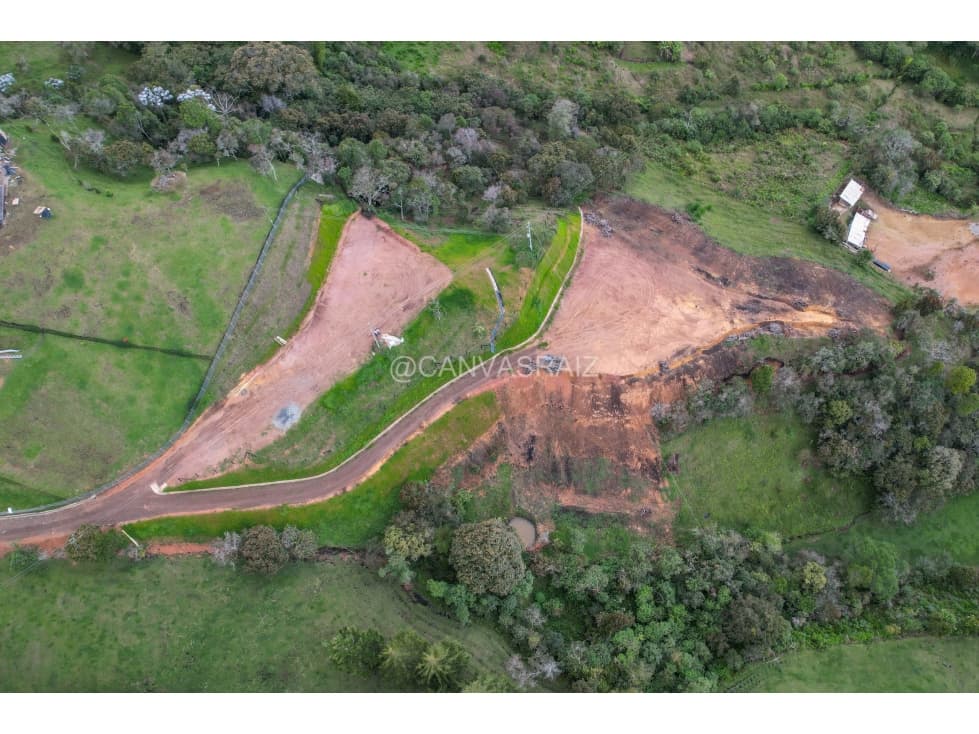 LOTE INDEPENDIENTE SECTOR AEROPUERTO - 1