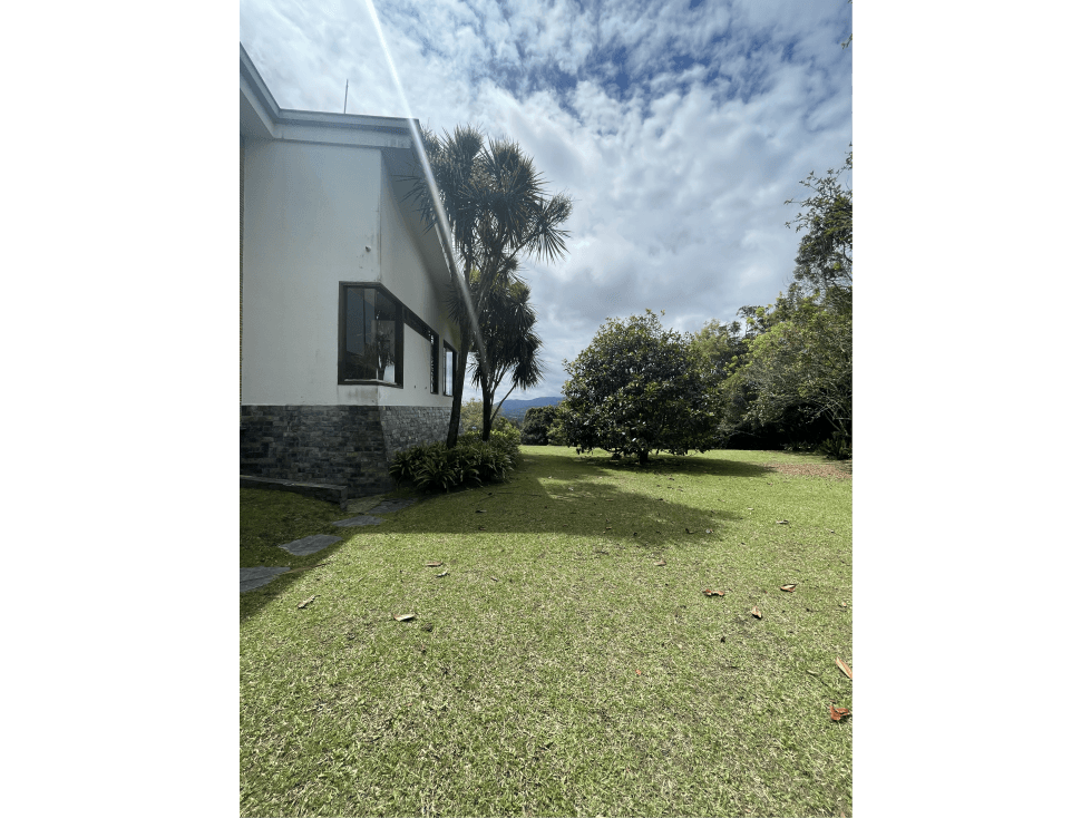 CASA DE 2 NIVELES PARA LA VENTA, ALTO DE PALMAS, ENVIGADO - 1