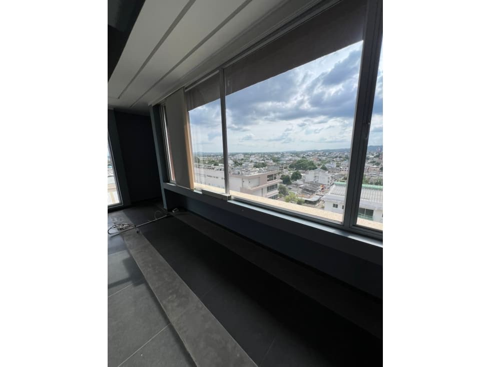 OFICINA DISPONIBLE PARA ARRIENDO CENTRO DE NEGOCIOS ALAMEDAS - 1