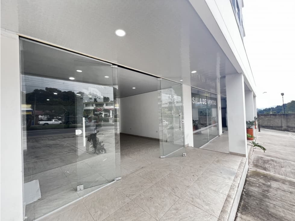 ARRIENDO LOCAL EN LA VEGA - 1