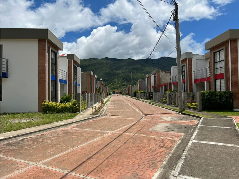 Vendo Lote en Conjunto Cerrado en Guaduas - 1