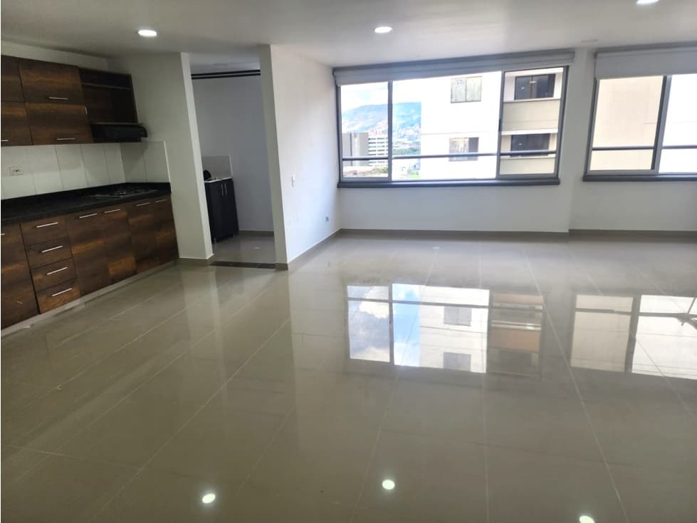 Apartamento en Venta Sabaneta Centro, Antioquia - 1