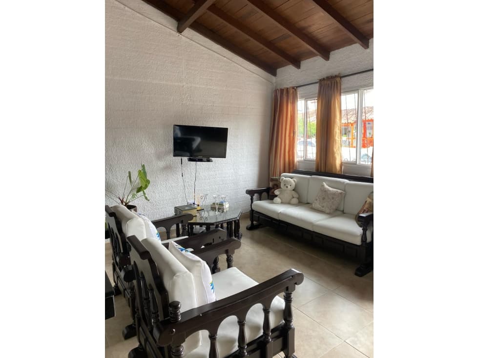 ALQUILER CASA AMOBLADA CALARCA - 1