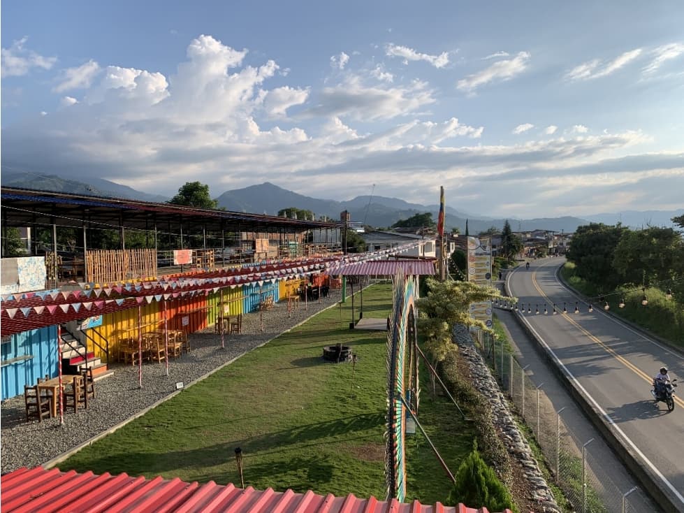 ALQUILER LOCALES MALL DE COMIDAS BARCELONA VIA PRINCIPAL - VIA CALARCA - 1