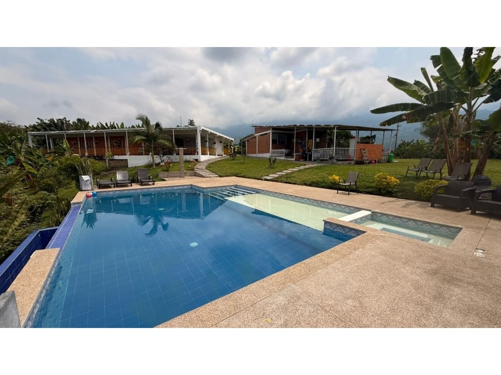 VENTA FINCA CALARCA SECTOR LA BELLA - 6.2 CUADRAS - 1