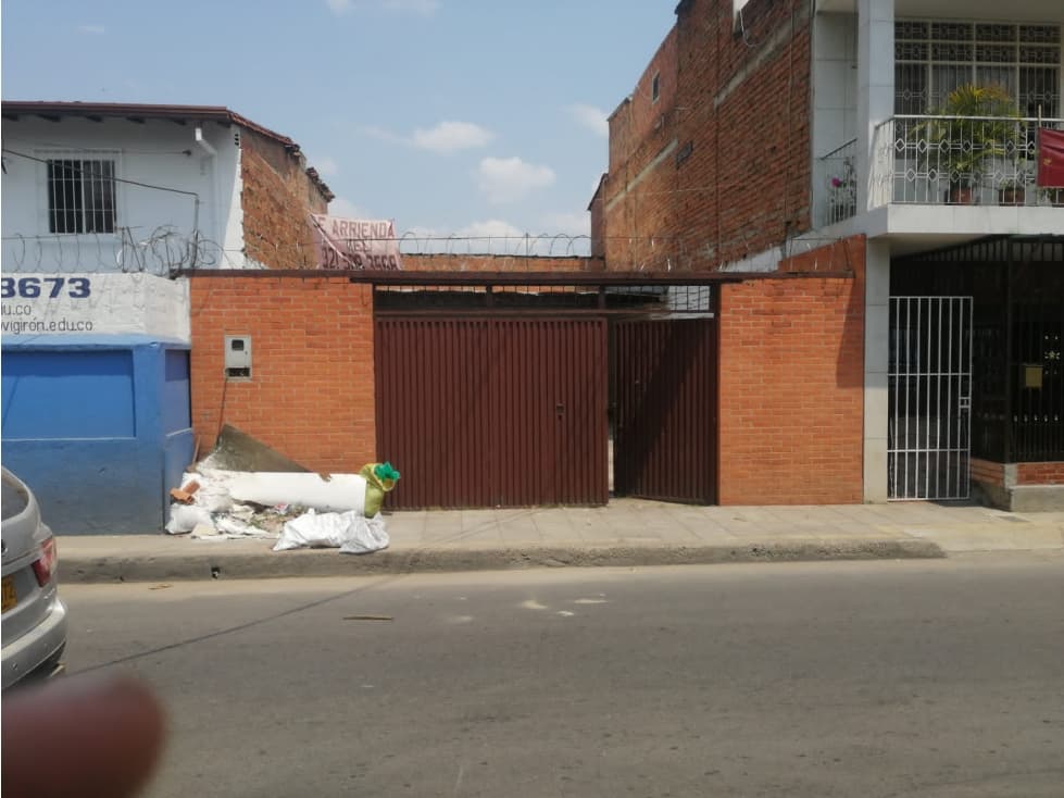 EL POBLADO CLL 44 GIRON - 1