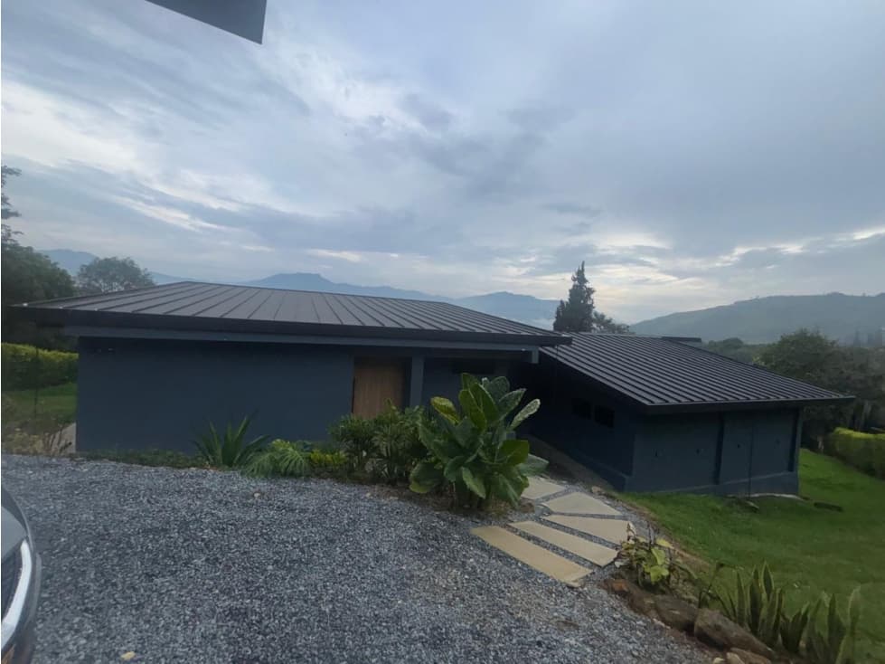 Casa moderna en Copacabana parcelación - 1