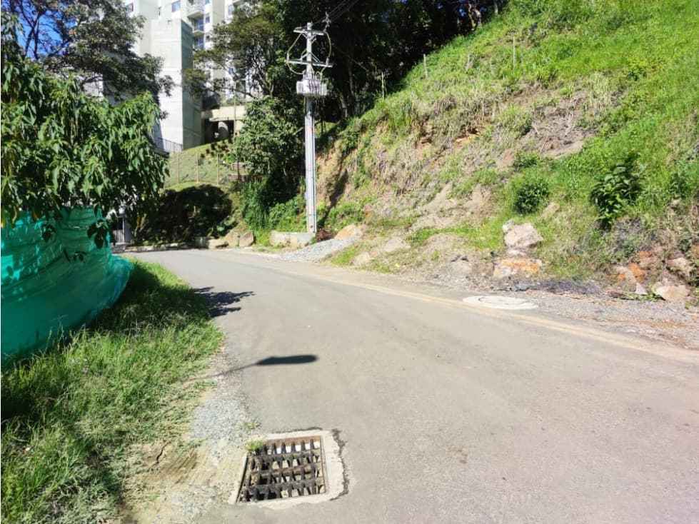 Lote en Copacabana Urbano Para Construir - 1