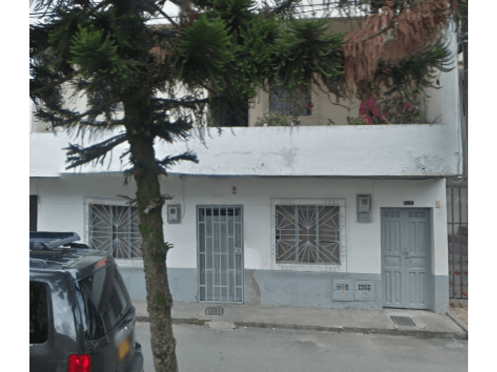 CASA DE DOS NIVELES + TERRAZA EN VENTA,SECTOR COPACABANA - 1