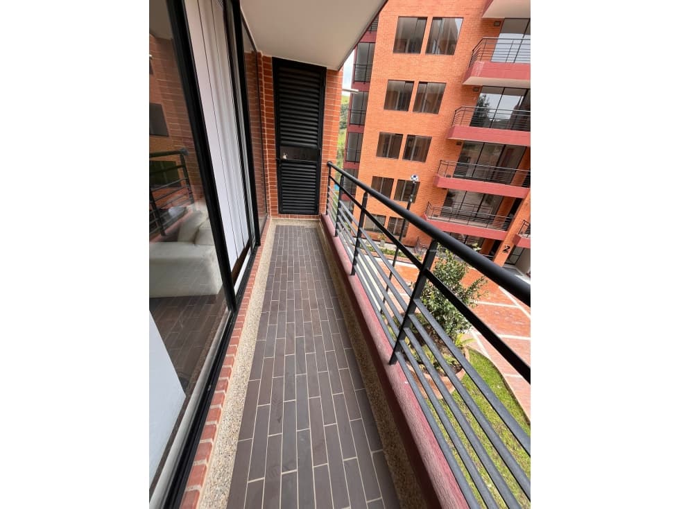 Venta apartamento en La Calera - 1