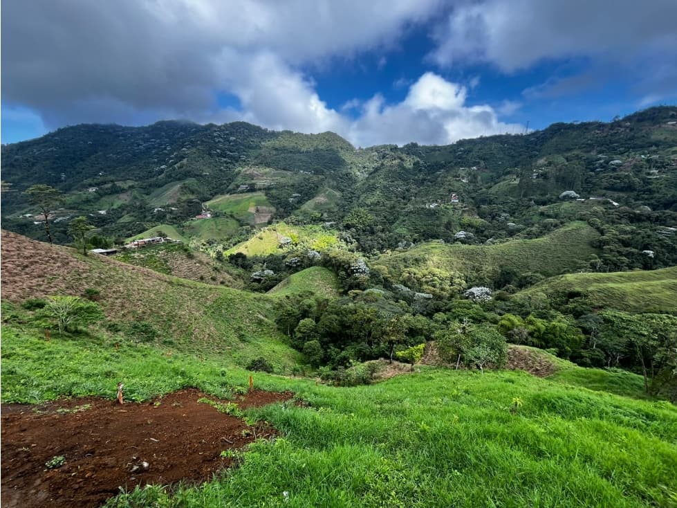 Encantadora Finca En Venta Dosquebradas - 1
