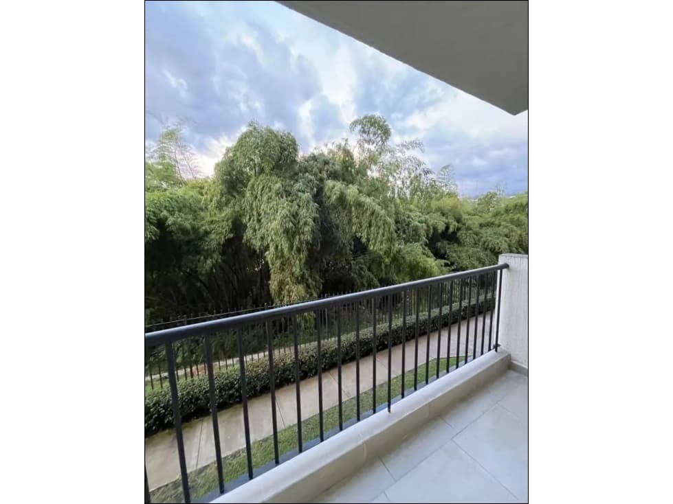 Apartamento moderno en venta Montebonito, vía Frailes - 1