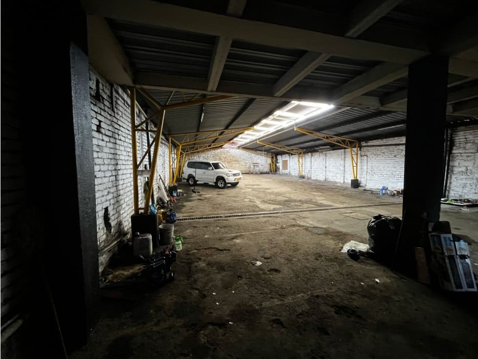 Bodega en alquiler en el sector de La Trinidad, centro de Pereira - 1