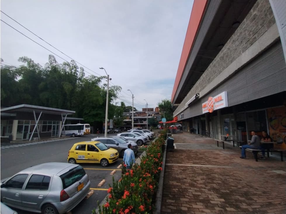 Locales en renta sector Galicia Pereira - 1