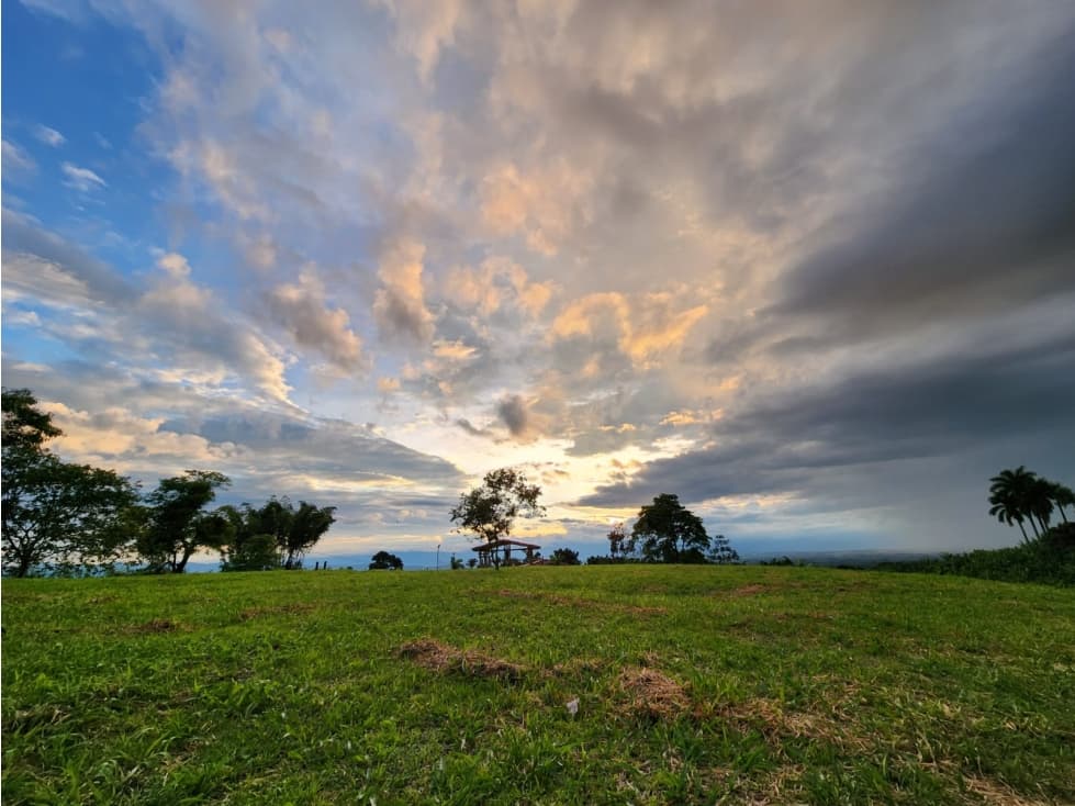 Hermosos Lotes en Altagracia - 1