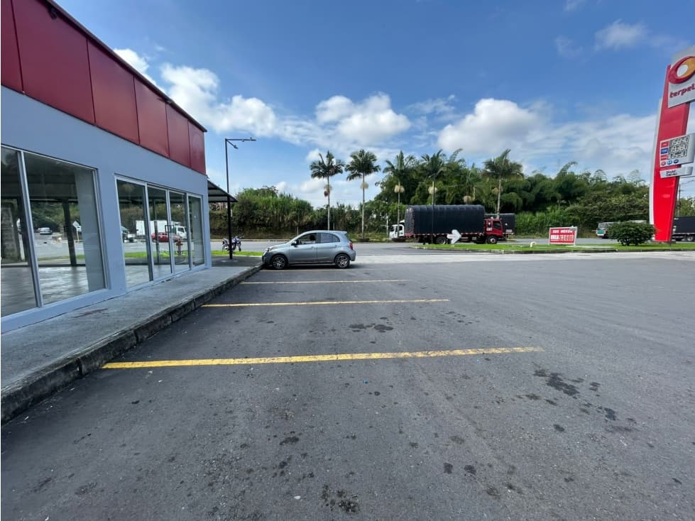 Arriendo Local Comercial en La Romelia El Pollo, Dosquebradas - 1