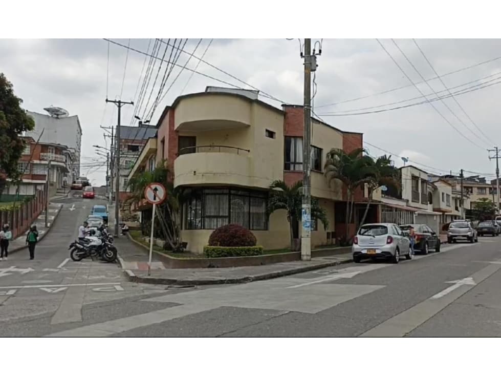 VENDO APARTAMENTO PRIMER PISO EN AVENIDA CACIQUE CALARCA - 1