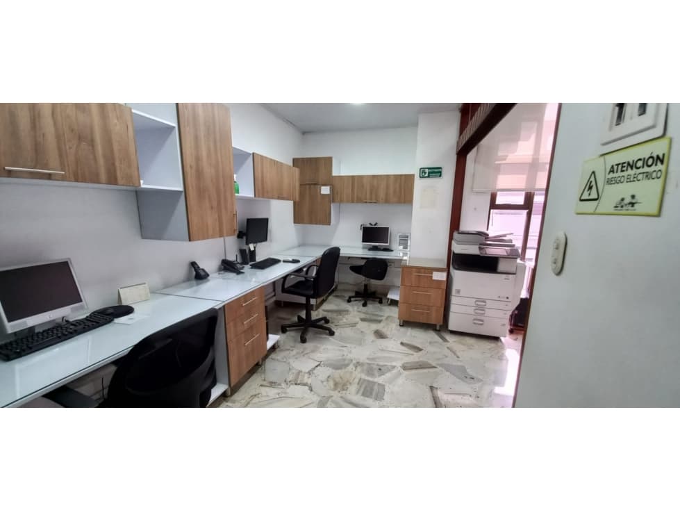 ARRIENDO OFICINA DE 20 M2 AMOBLADA CENTRO MEDICO SANTA BEATRIZ PALMIRA - 1