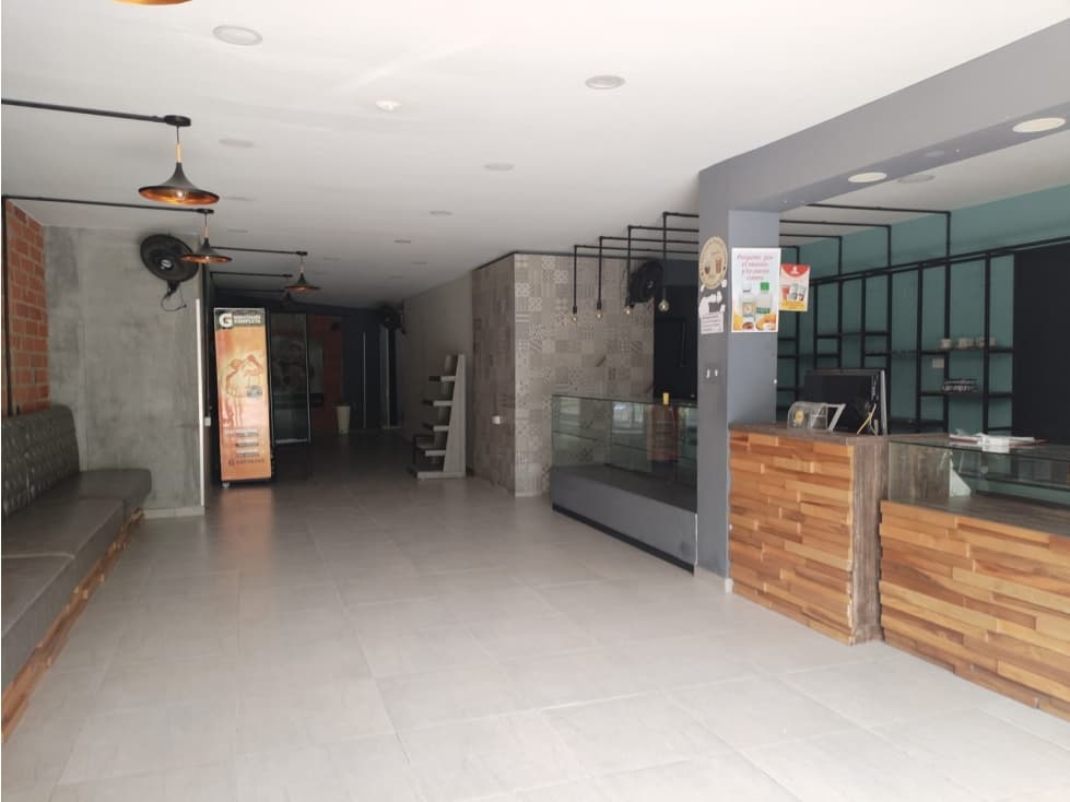 ARRIENDO LOCAL CABECERA - 1