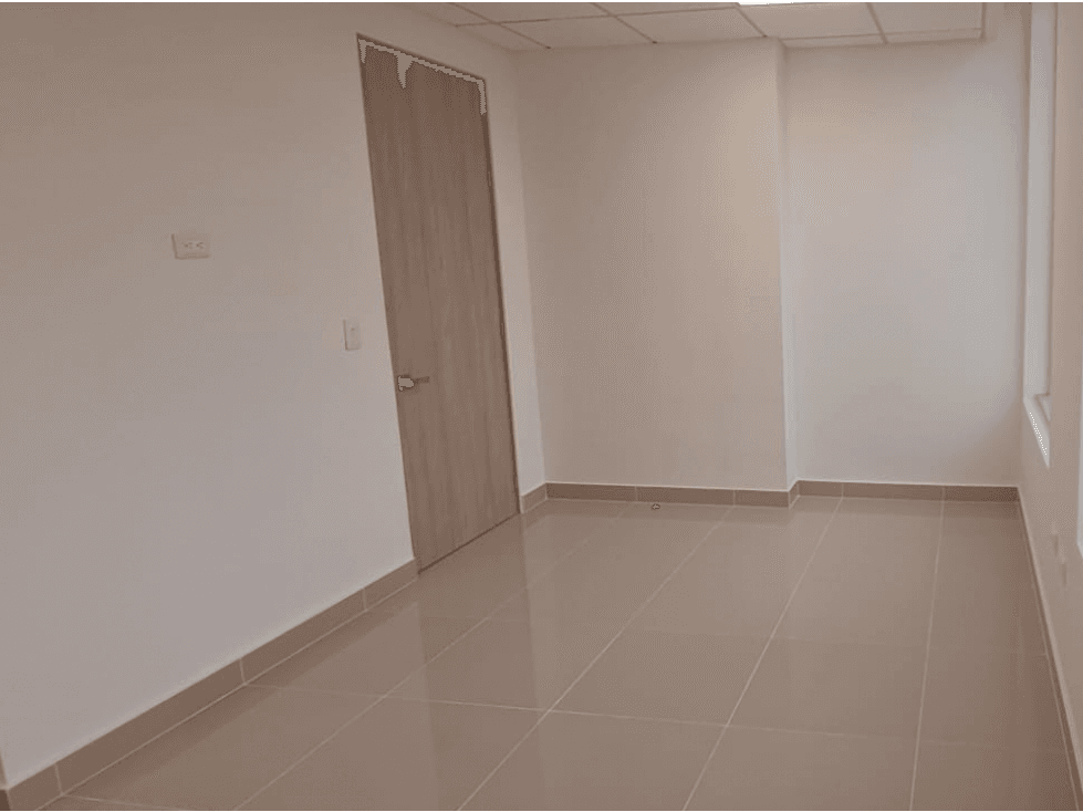 SE ARRIENDA CONSULTORIO/OFICINA EN BARRANQUILLA - 1