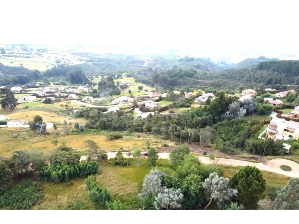 SE VENDE LOTE EN BOSQUES DE YERBABUENA - 1