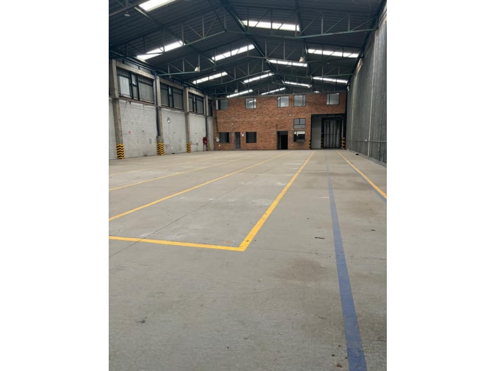 SE ARRIENDA BODEGA INDUSTRIAL MOSQUERA - 1