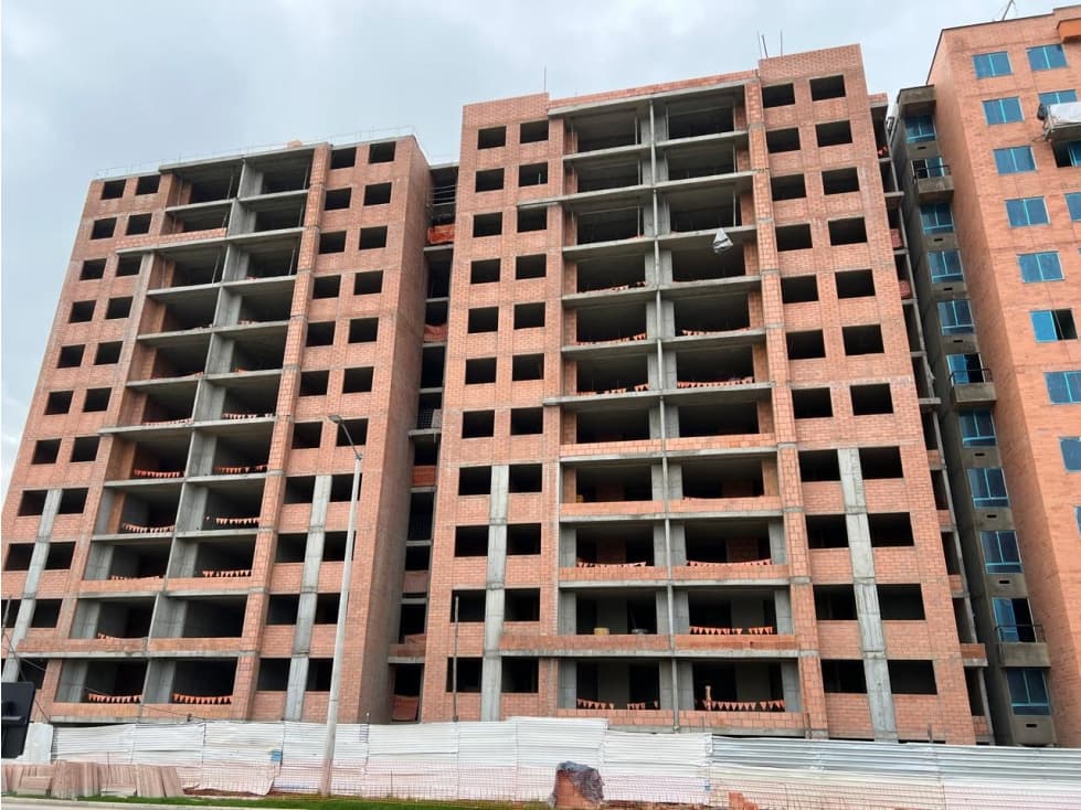 SE VENDE APARTAMENTO MOSQUERA - 1