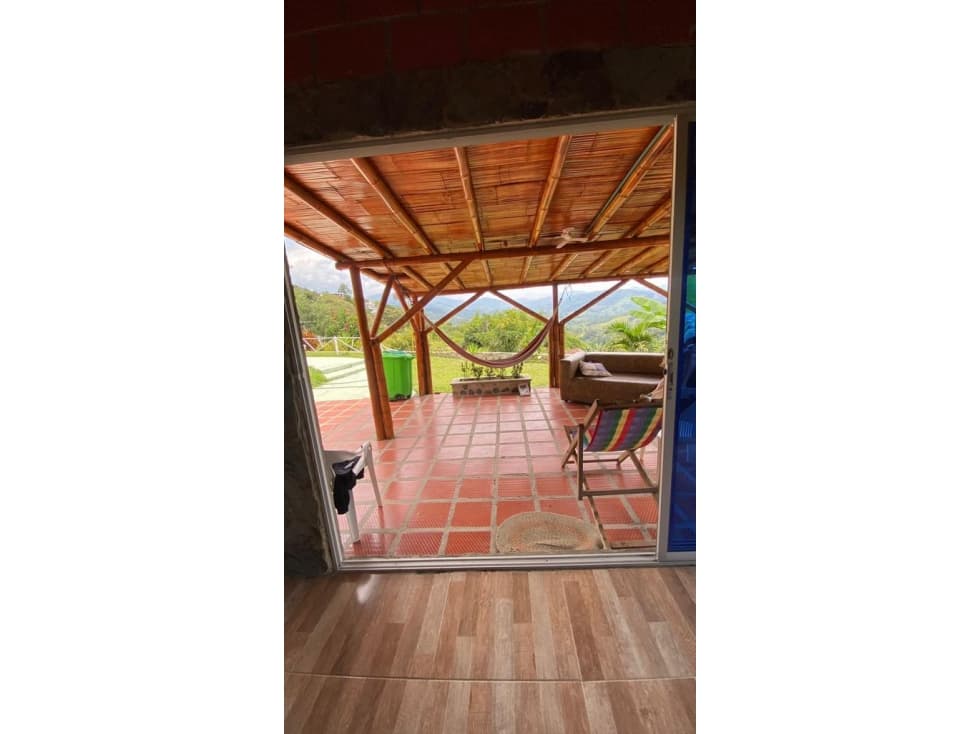 Venta de casa campestre en la Cabaña - 1